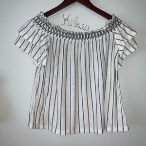 American Eagle off the shoulder tee